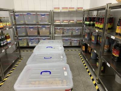 餐飲中心有序推進開學初準備工作